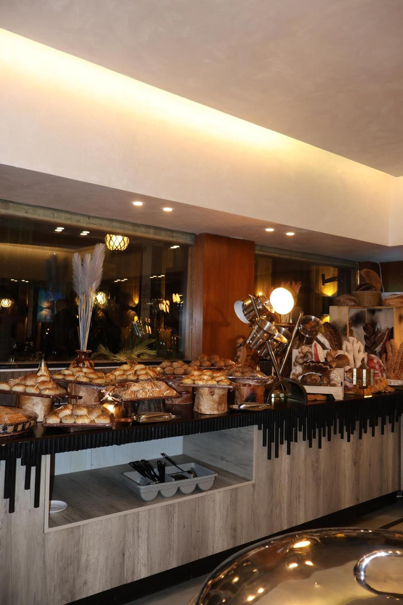 Rival Hotel อัมมาน ภายนอก รูปภาพ